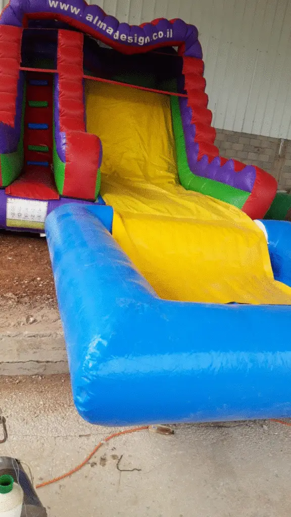 מגלשת גל ענקית 5 מ